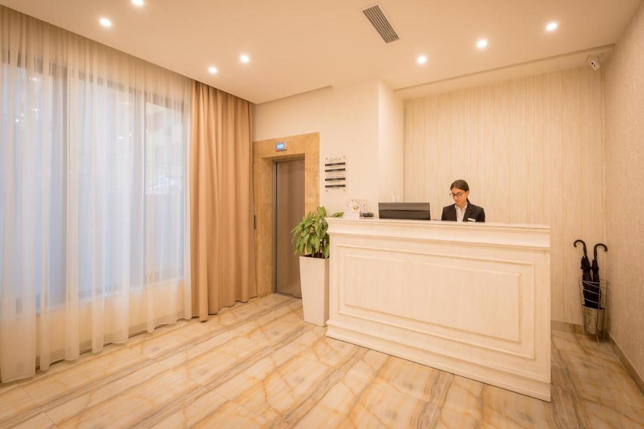14 Floor Hotel Erivan Exterior foto