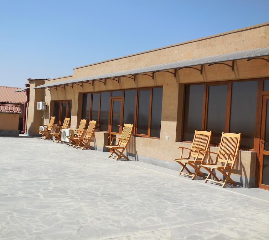 14 Floor Hotel Erivan Exterior foto