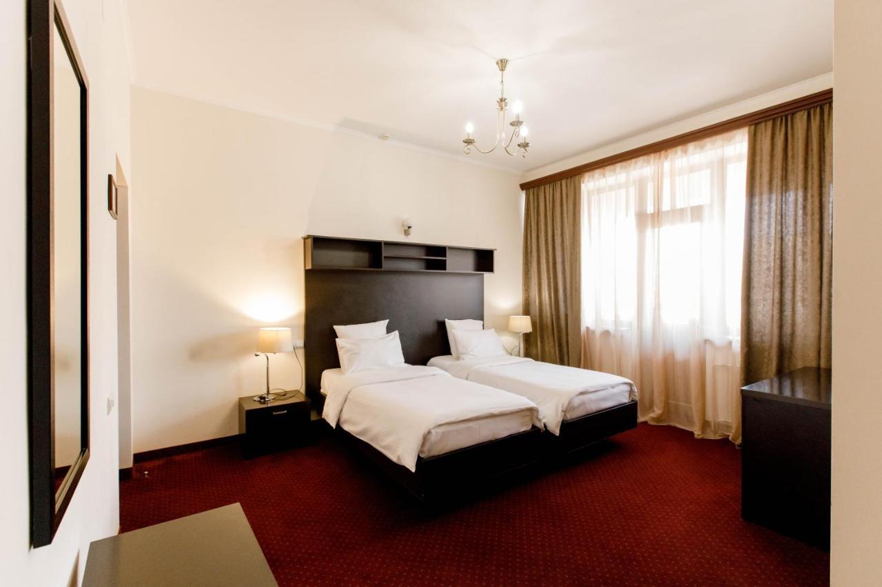 14 Floor Hotel Erivan Exterior foto