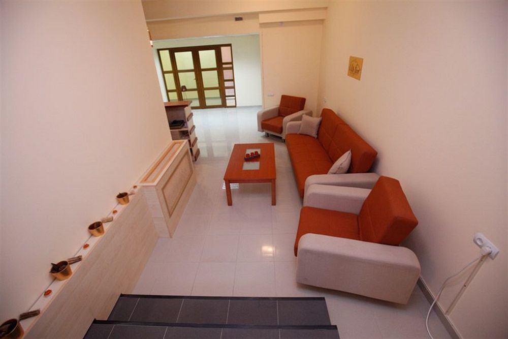 14 Floor Hotel Erivan Exterior foto