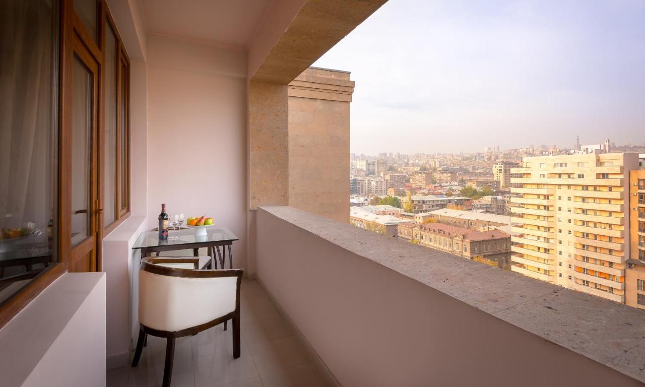 14 Floor Hotel Erivan Exterior foto